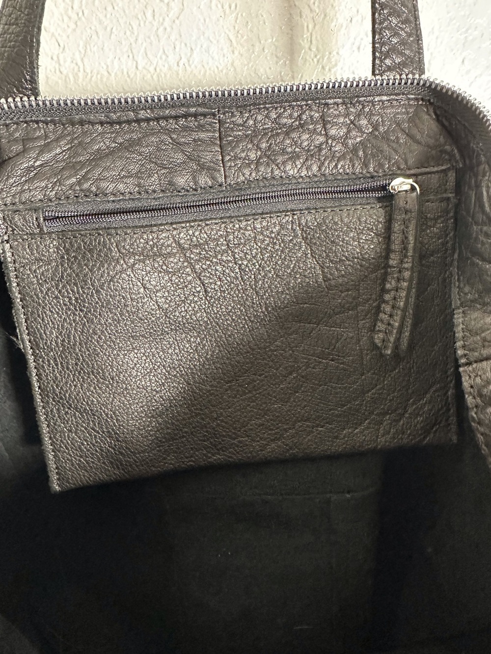 Day & Mood~ Anthropologie Black Pebble Leather Heather Tote - Picture 5 of 9